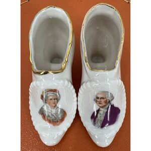 Vintage Porcelain Miniature Shoes George and Martha Washington‎